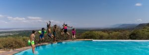 Jump in the infinity pool with a spectacular view - special offers Migombani Camp